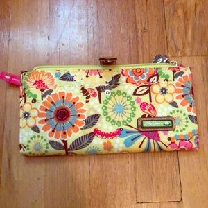Lily Bloom 💖 Wallet 💖NWOT💖